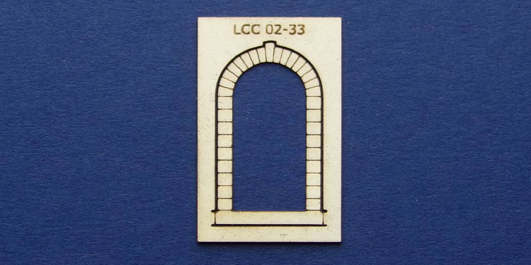 LCC 02-33 OO gauge stone decoration for single round window Stone decoration for single round window.